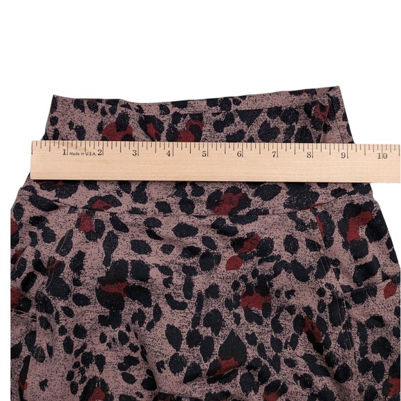 Bombshell Sportswear Scrunch Thigh-Highs Leggings Women Small Cheetah Butt Lift - Picture 7 of 12